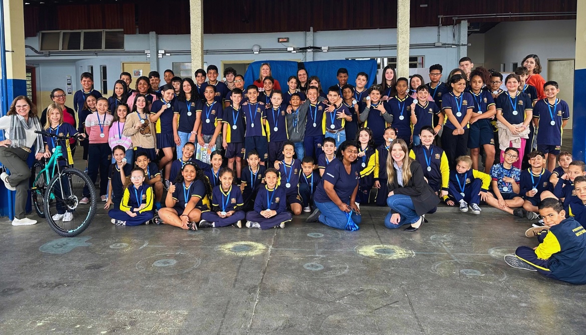 Concurso de Redação “Herdeiros do Futuro” premia alunos e fortalece a educação